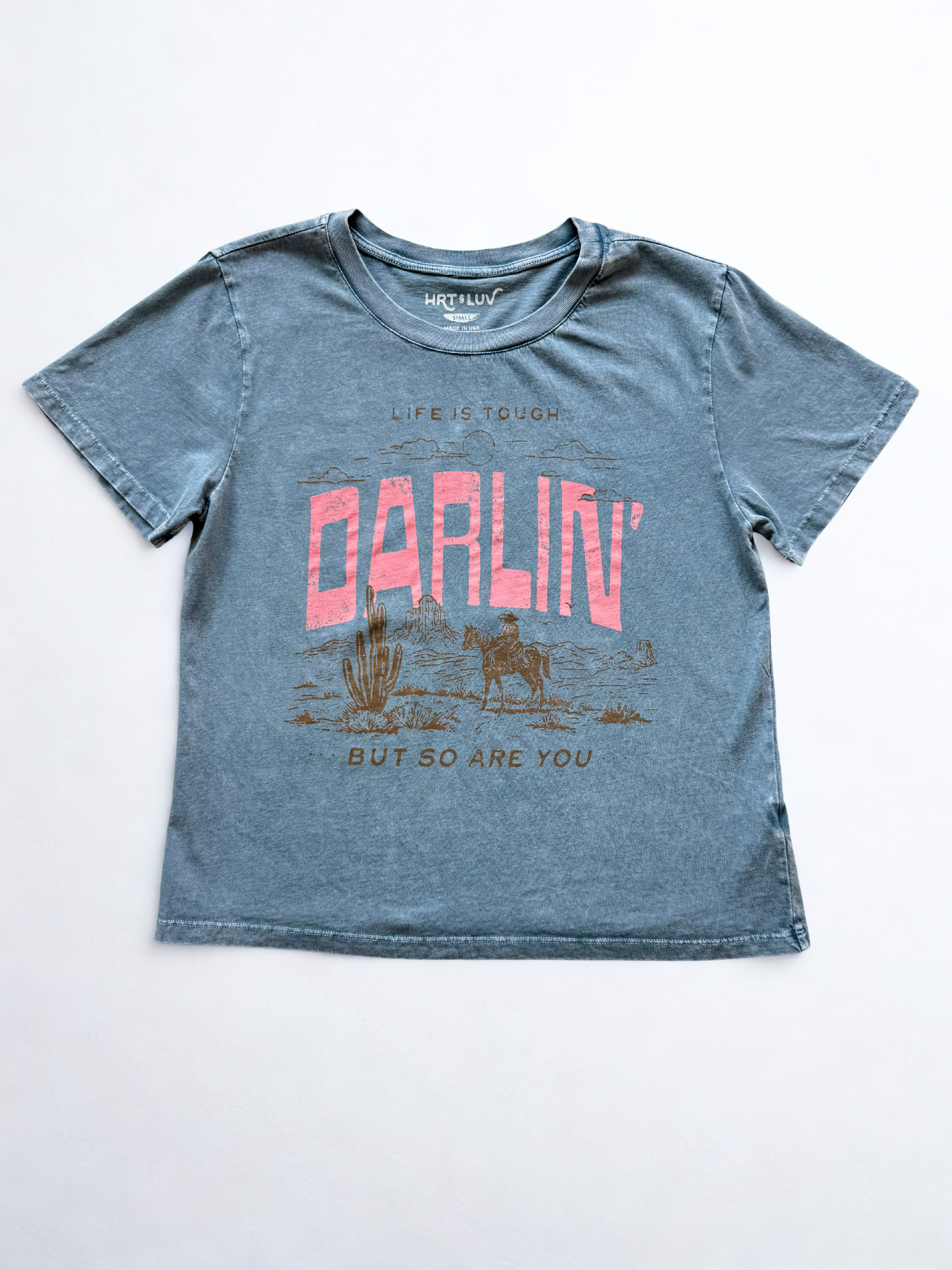 DARLIN MINERAL GRAPHIC TOP